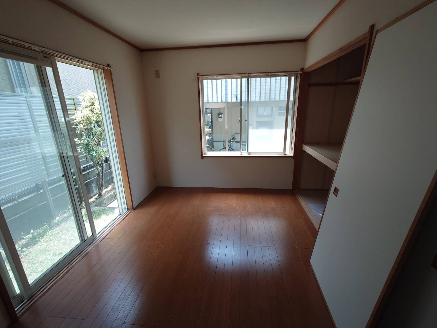 千葉県柏市_残置物撤去_樹木伐採_草刈り_高価買取_不動産売却_一軒家_5LDK_洋室1_作業後