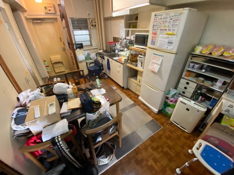 東京都_板橋区_蓮根_遺品整理_アパート_3DK_ダイニング_作業前