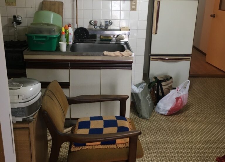 千葉県松戸市小金きよしヶ丘_引っ越し_2dk_キッチン_片付け前
