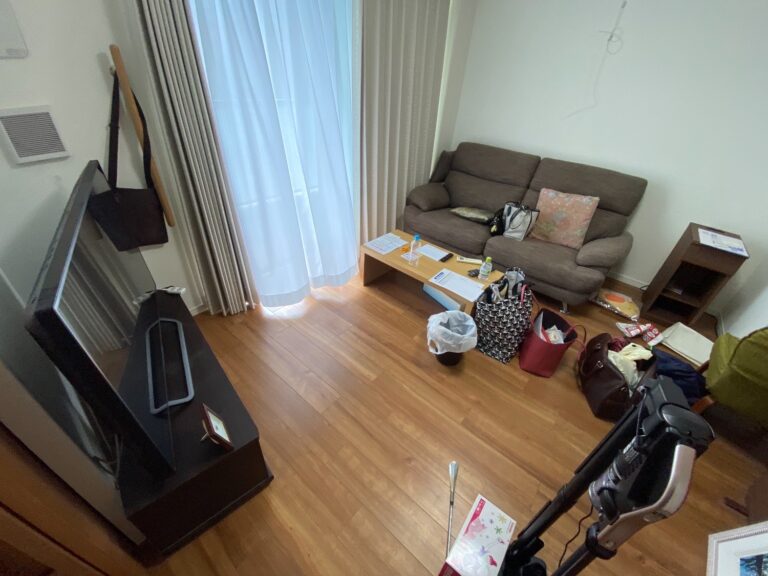 東京都世田谷区上祖師谷_遺品整理_残置物撤去_高価買取_退去_介護施設_1LDK_洋室2_作業前