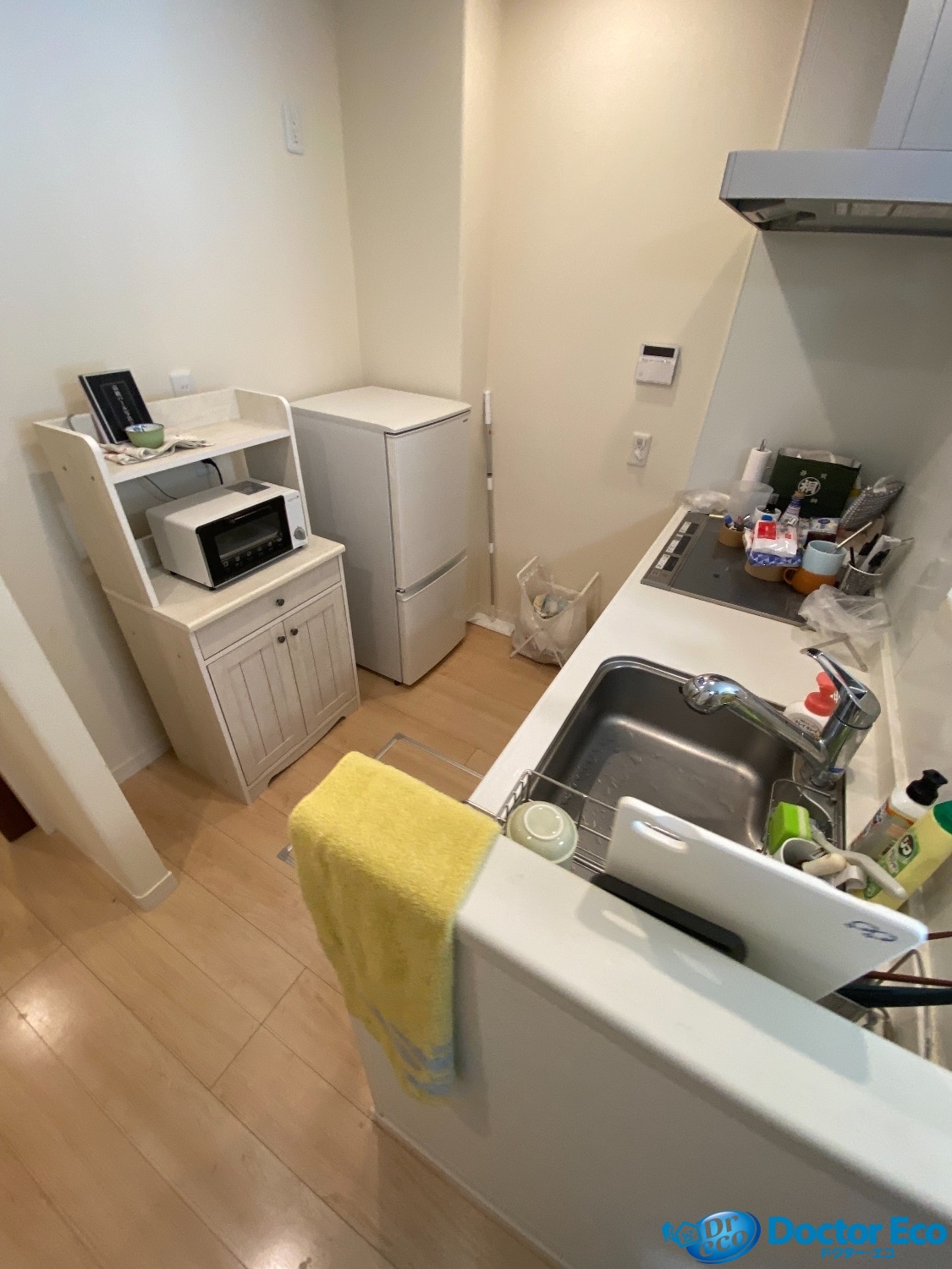 東京都世田谷区赤堤_残置物撤去_不用品回収_配送サービス_引っ越し_退去_高齢者施設_マンション_1LDK_キッチン_作業前