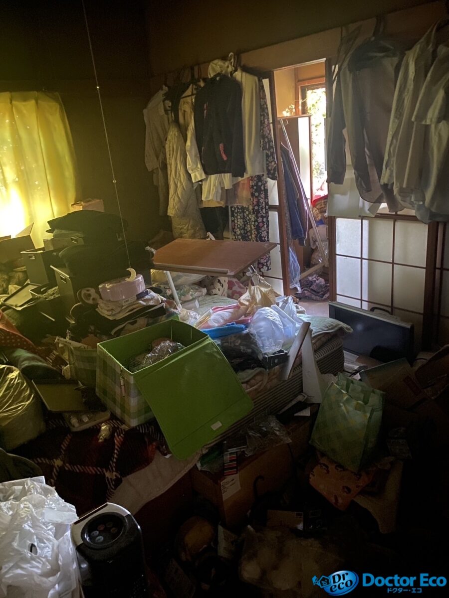 東京都杉並区高井戸西_物屋敷片付け_残置物撤去_解体_一軒家_4LDK_和室1_作業前