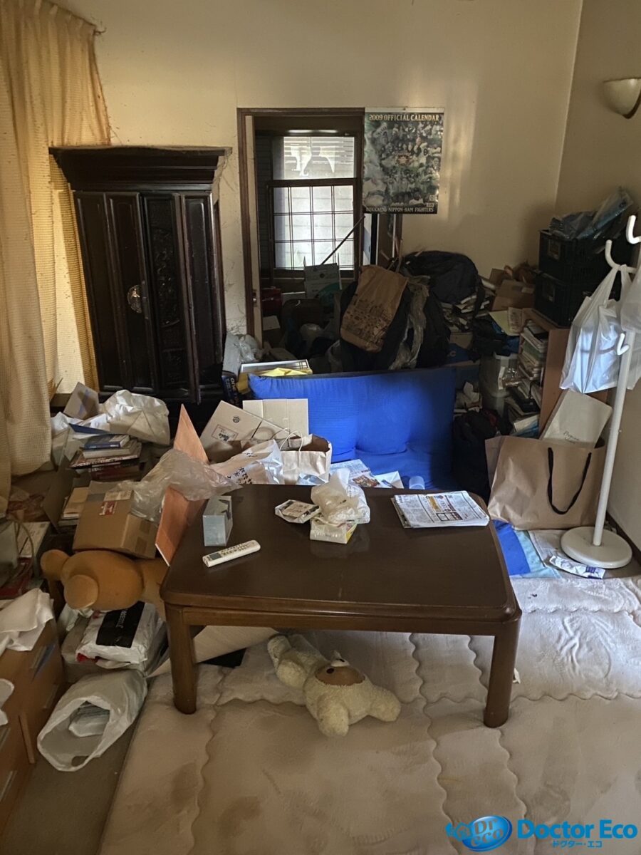 東京都杉並区高井戸西_物屋敷片付け_残置物撤去_解体_一軒家_4LDK_洋室1_作業前