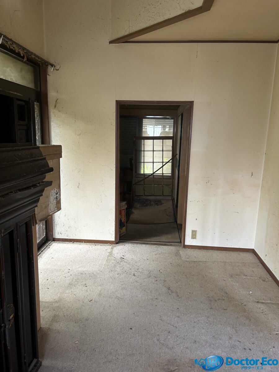 東京都杉並区高井戸西_物屋敷片付け_残置物撤去_解体_一軒家_4LDK_洋室1_作業後