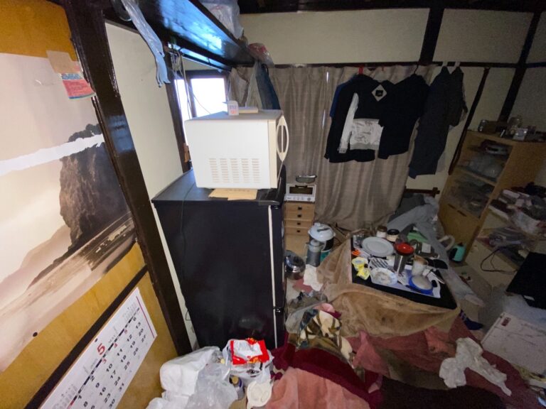 東京都江東区東陽_遺品整理_残置物撤去_ハウスクリーニング_塗装工事_孤独死_アパート_1R_和室5_作業前