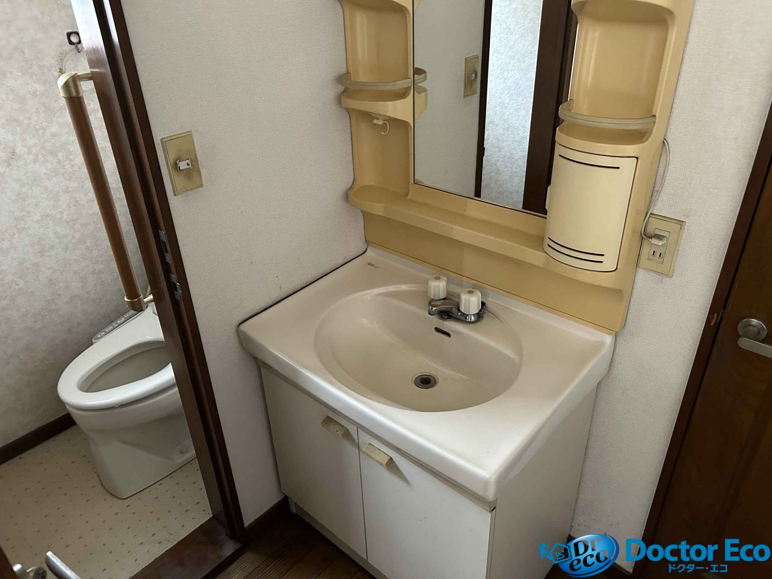 東京都杉並区宮前_残置物撤去_ハウスクリーニング_樹木_草木_伐採_不動産売却_一軒家_5LDK_洗面所_作業後