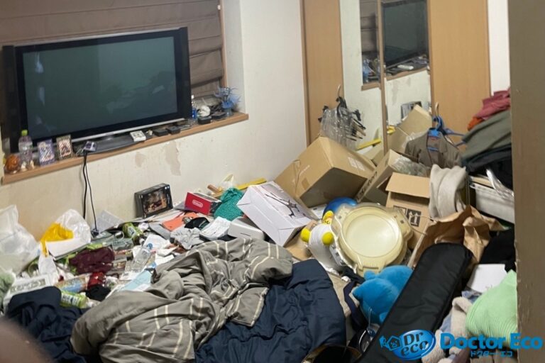 東京都大田区石川町_ゴミ屋敷清掃_汚部屋片付け_一軒家_1部屋_洋室3_作業前