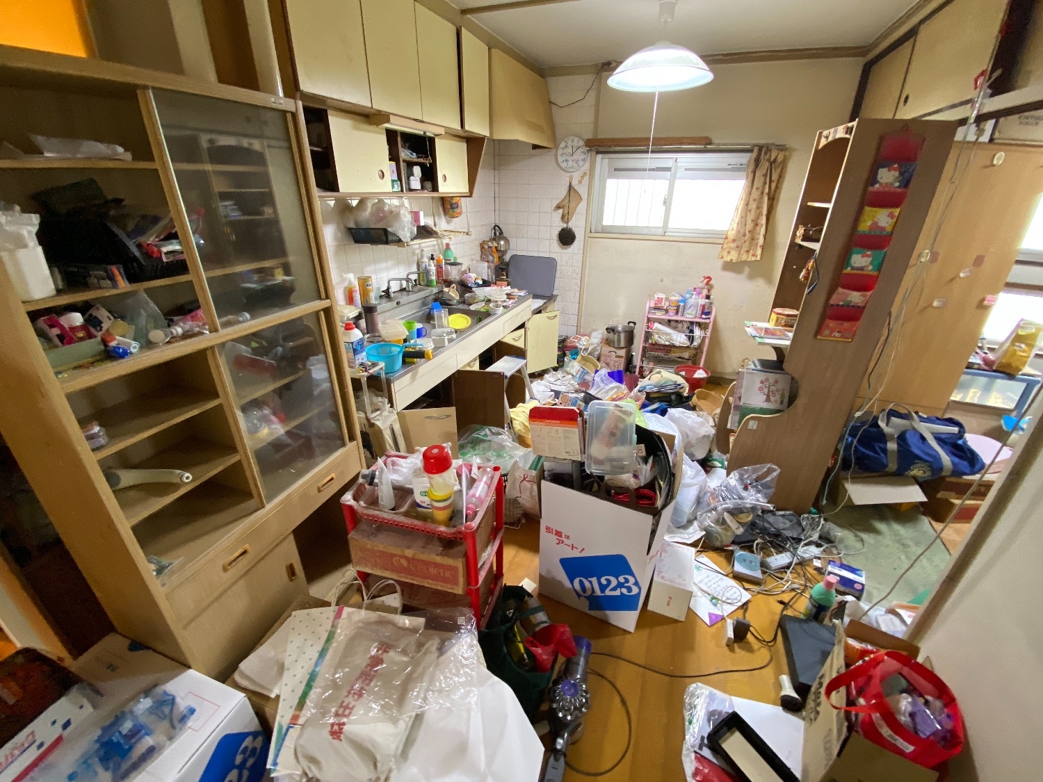 千葉県浦安市】退去・引っ越しにともなう残置物撤去（不用品回収）と  