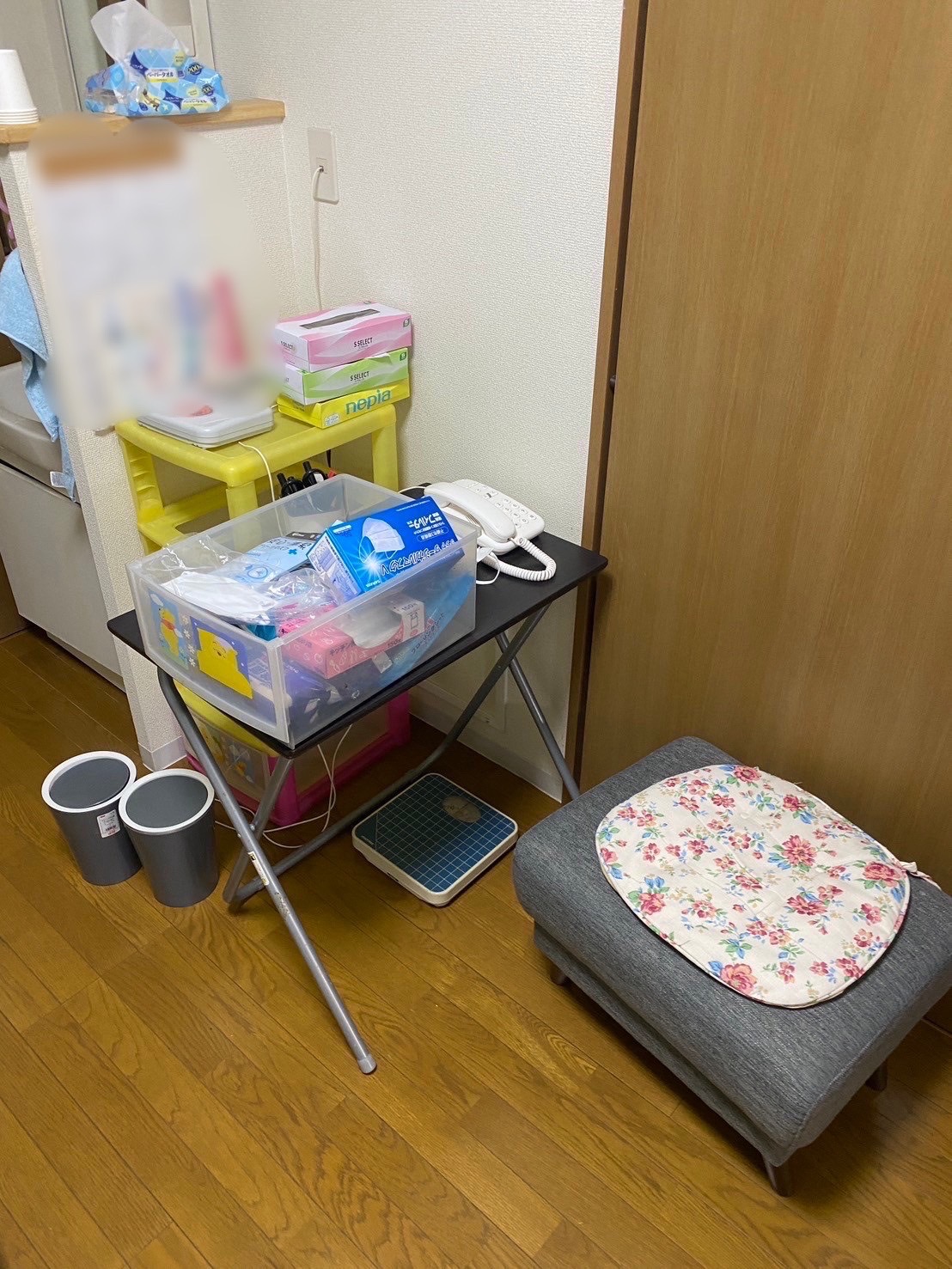 東京都板橋区 残置物撤去 遺品整理 エアコン撤去 引っ越し 退去 団地 都営住宅 2DK ダイニング2 作業前