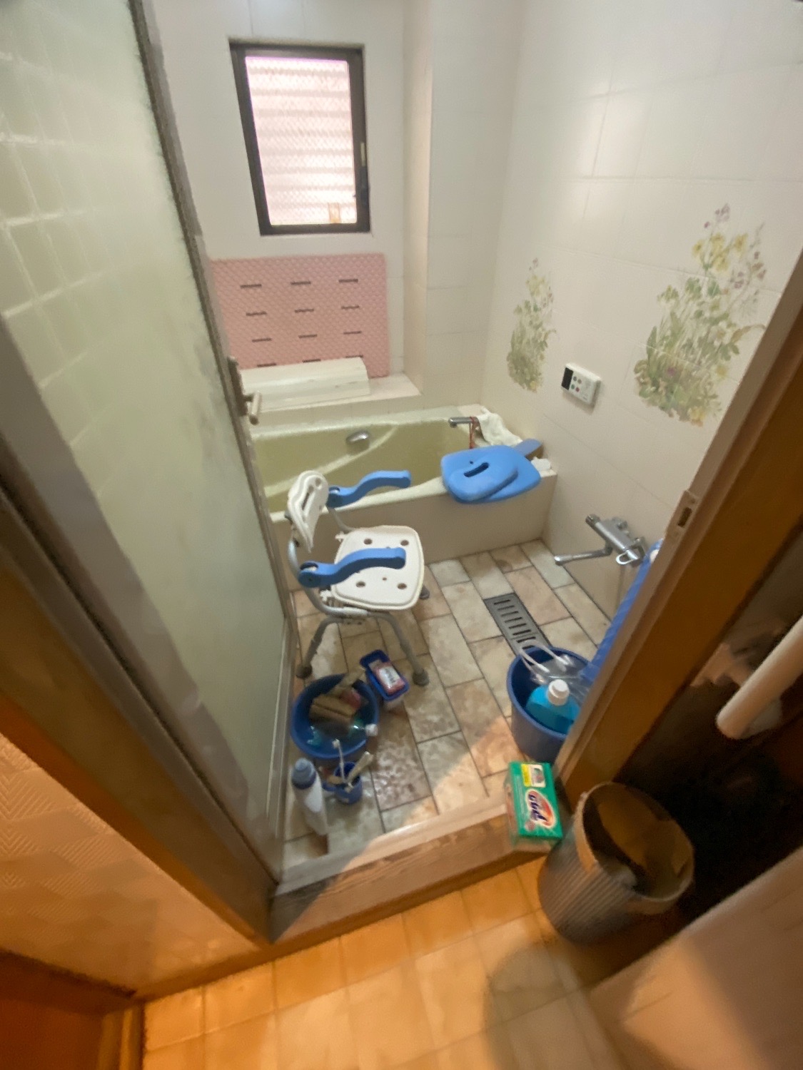 東京都江戸川区_残置物撤去_リフォーム_マンション_4LDK_浴室_作業前