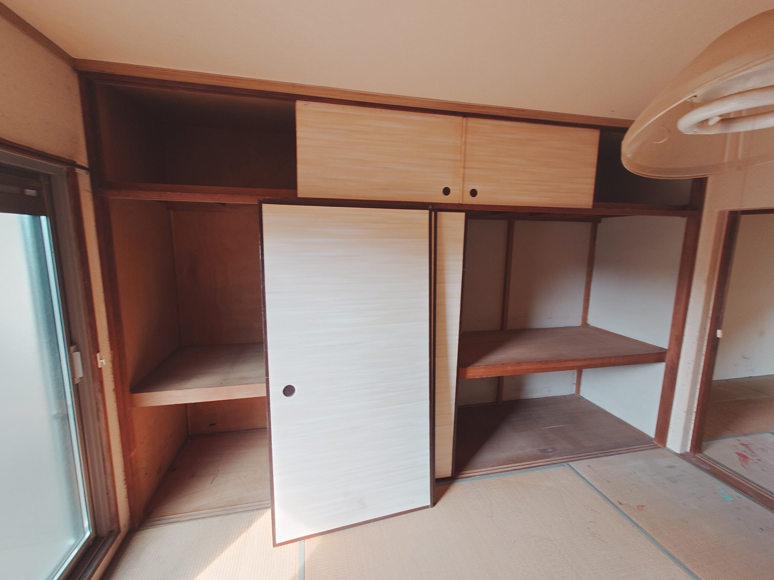 千葉県船橋市_ゴミ屋敷清掃_草刈り_引っ越し_退去時_マンション_4DK_トランクルーム_庭周り_和室5_作業後