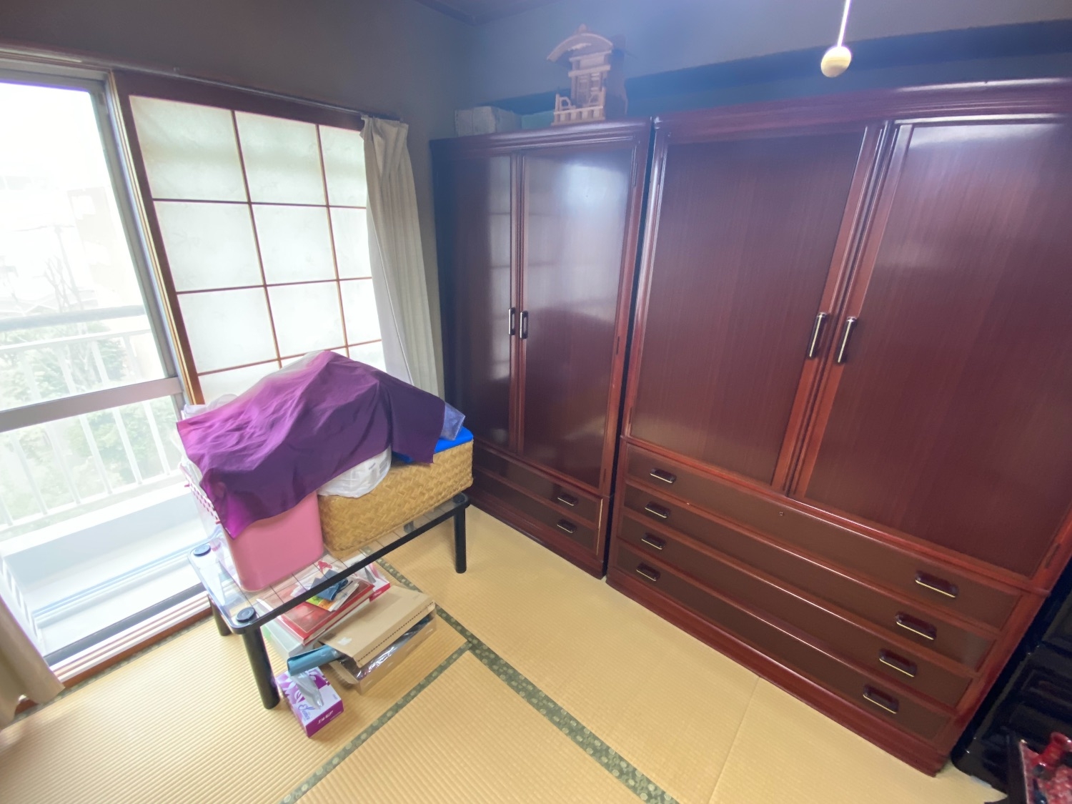 埼玉県桶川市_物屋敷_片付け_不用品回収_仕分け_分別_階段作業_マンション_3LDK_和室1_作業前