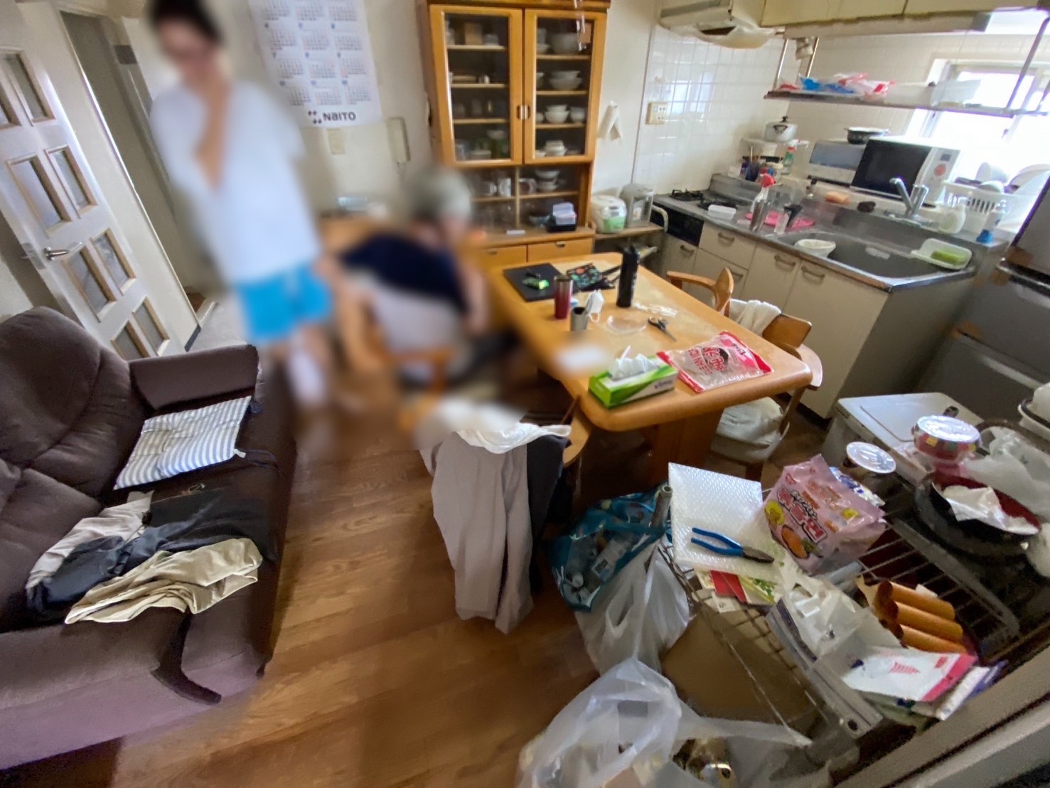 東京都大田区多摩川_不用品回収_キッチン_2部屋_ベランダ_マンション_4LDK_ダイニング_作業前