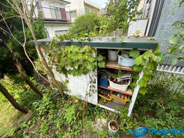 神奈川県川崎市麻生区千代ヶ丘_残置物撤去_不用品回収_解体_一軒家_6DK_物置き1_作業前